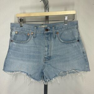 Madewell Relaxed Denim Shorts in Rosemount Wash: Destroyed Hem Edition size 27